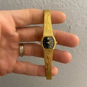 Women's Classic ELGIN "EK150-007" Quartz Watch